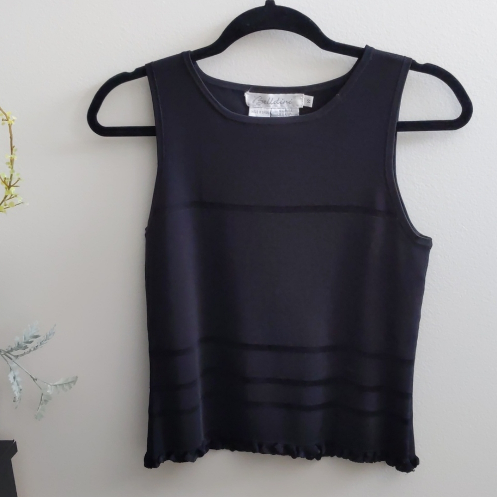 Belldini black top, ruffled edge S